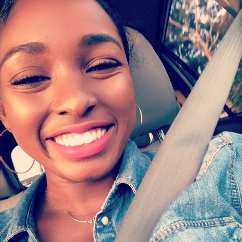 Meet your Posher, Milana